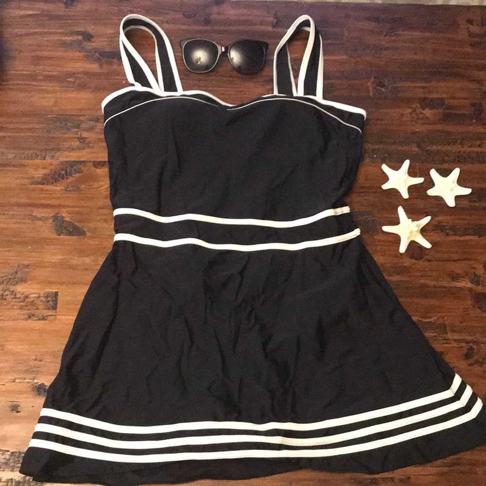 GORGEOUS ONE PIECE SWIMMING SUIT